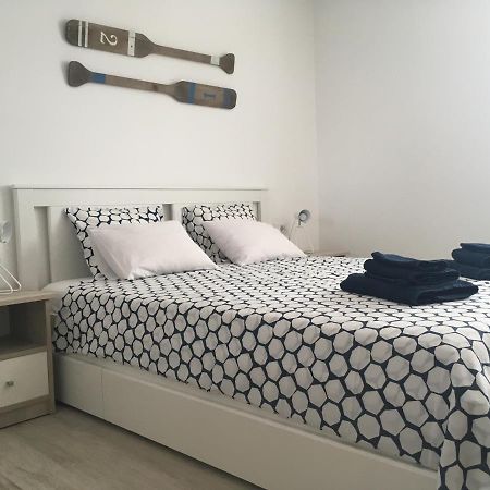 Apartment Behin Martinšćica エクステリア 写真